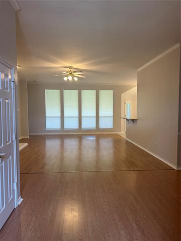 Building Photo - 2319 Glenmoor Dr