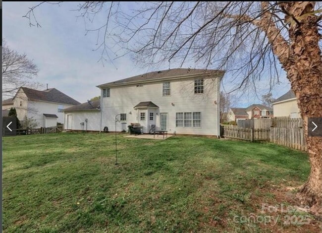 Building Photo - 6600 Barkley Farm Rd