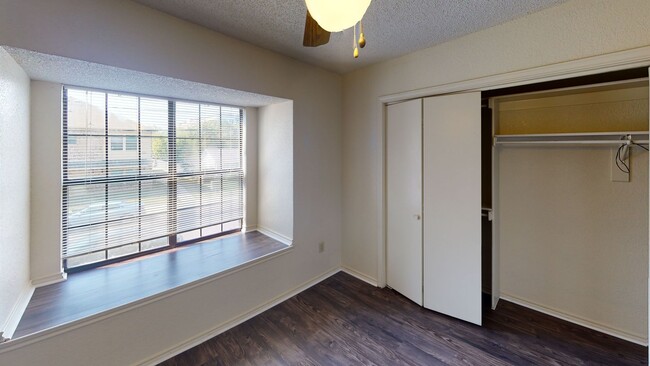 Building Photo - McKenzie Place Apartments