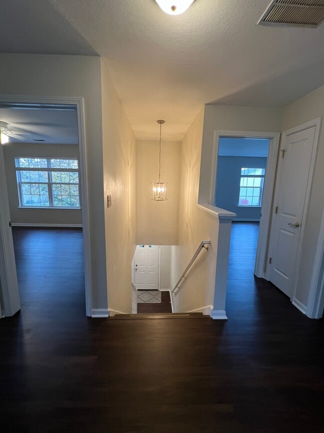 Building Photo - 11973 Cedar Dr