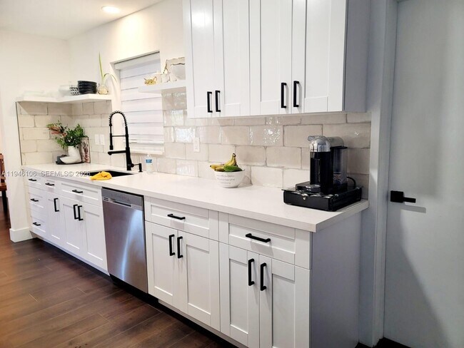 Building Photo - 19930 SW 118th Pl