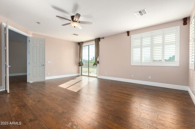 Building Photo - 14823 W Windsor Ave