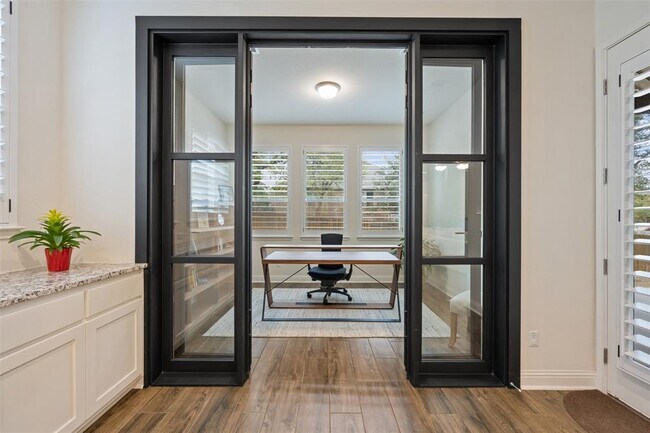 Building Photo - 713 Santa Catalina Wy