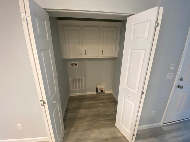 Building Photo - 80 John F Kennedy St