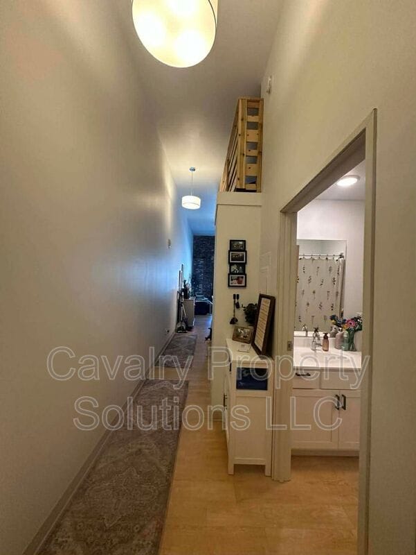 Building Photo - 1831 W Michigan St