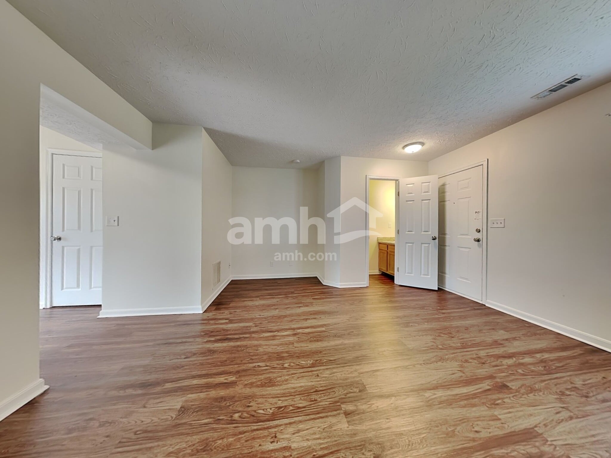 Building Photo - 781 Ackerly Dr