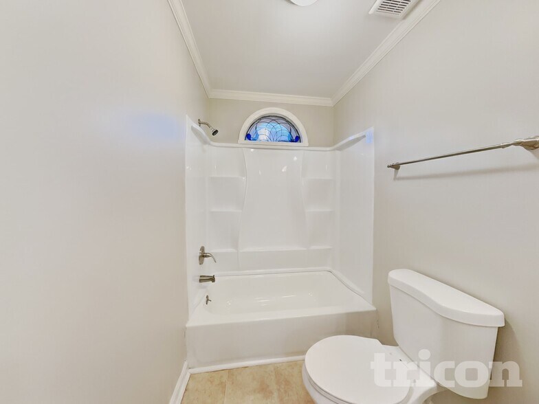 Building Photo - 6013 Rittenhouse Rd