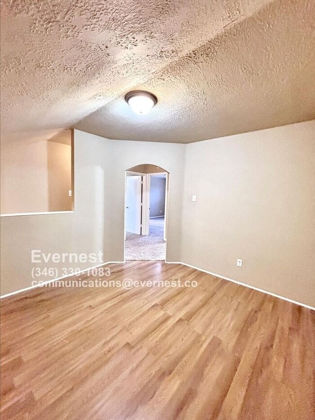 Building Photo - Beautiful 4-Bedroom Corner Lot Home in a P...