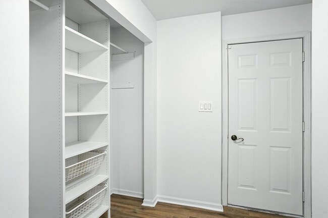 Building Photo - 22 Summerhill Dr