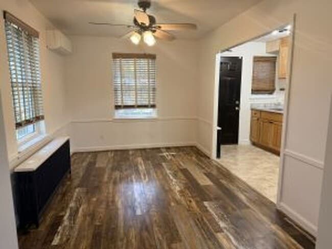 Building Photo - 320 Atkins Ave