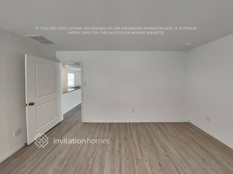 Building Photo - 14423 Estuary Pl