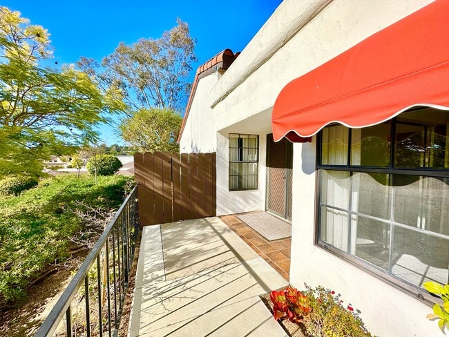 Building Photo - Sweet Single-Story, Completely Detached, Home in the Picturesque Fallbrook Village HOA Community!
