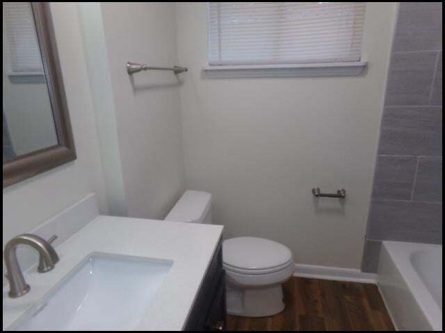 Building Photo - 408 Pickwick Ln