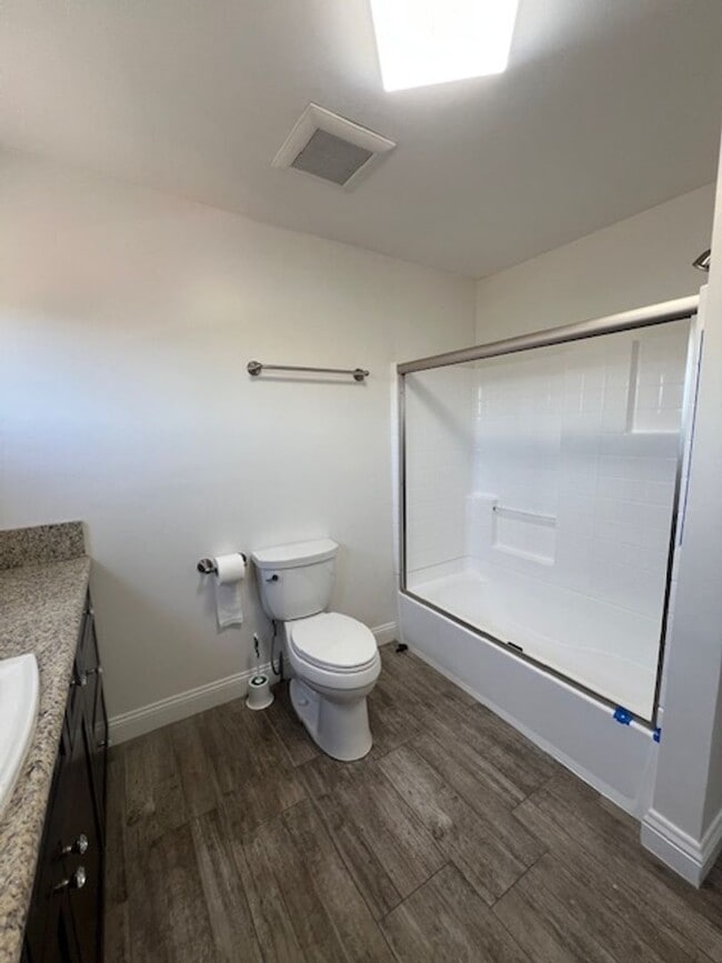 Building Photo - La Mesa Multi
