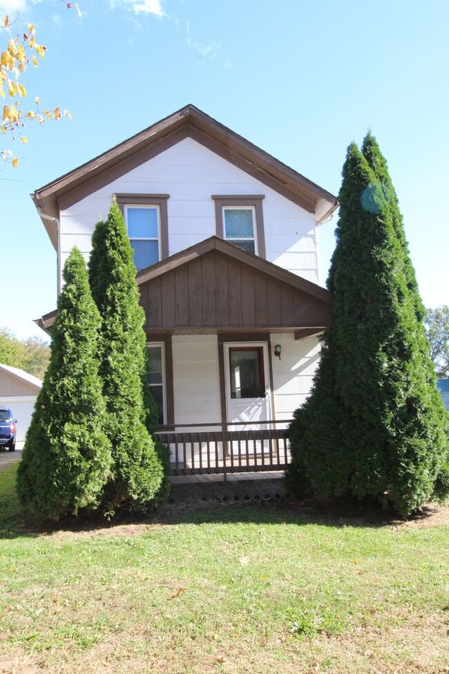 Primary Photo - 602 Stibbs St