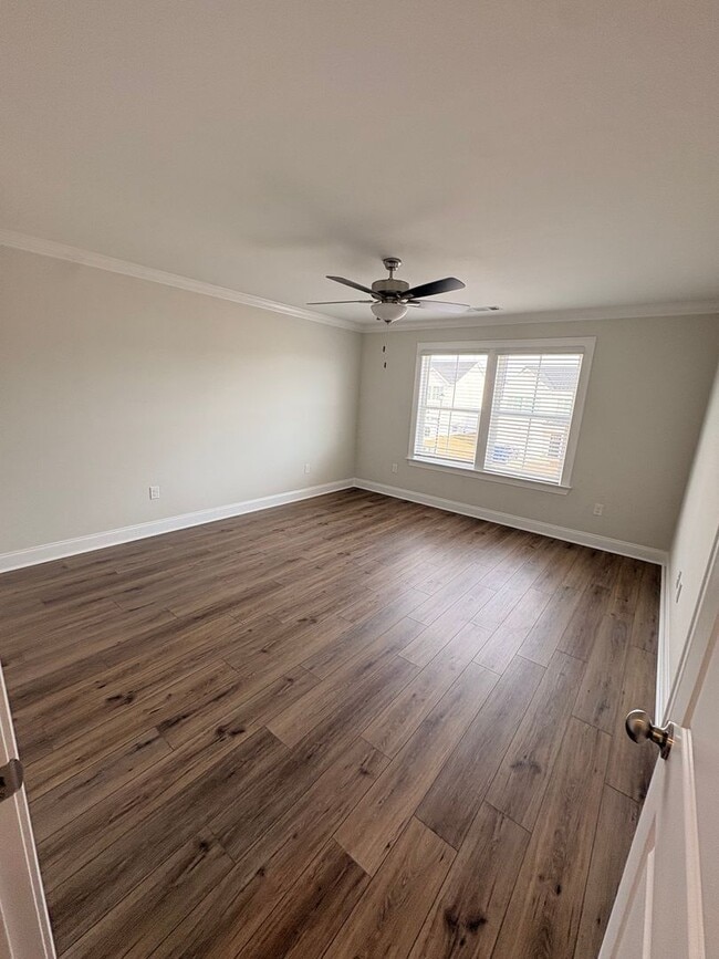 Building Photo - 110 Alva Ct