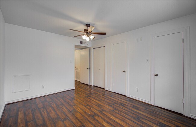 Building Photo - 12633 Memorial Dr