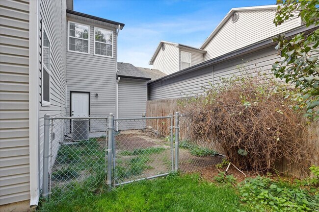 Building Photo - 1102 Heckathorn Pl