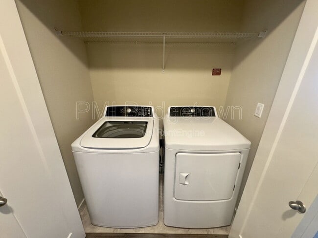 Building Photo - 16401 NW Chadwick Way