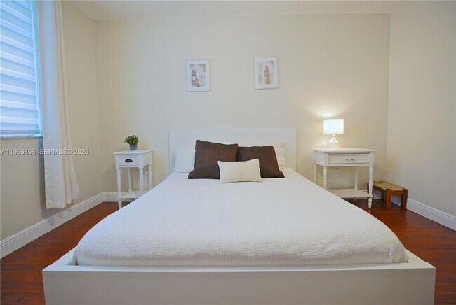 Building Photo - 4360 NW 107th Ave