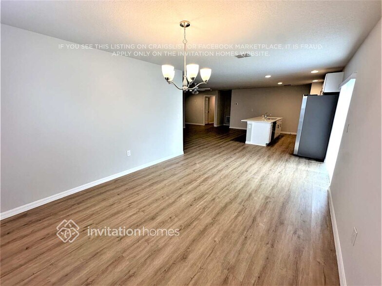 Building Photo - 1630 Sadigo St SE