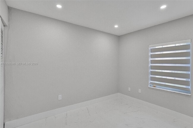 Building Photo - 5314 SW 140th Pl