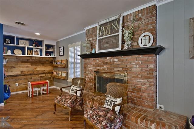 Building Photo - 2132 Sylvan Dr