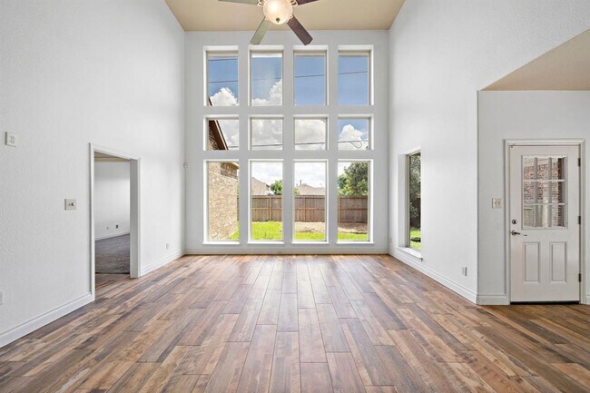 Building Photo - 28915 Crested Butte Dr