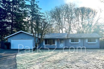 Building Photo - 3 Bedroom Rambler in Lakewood!