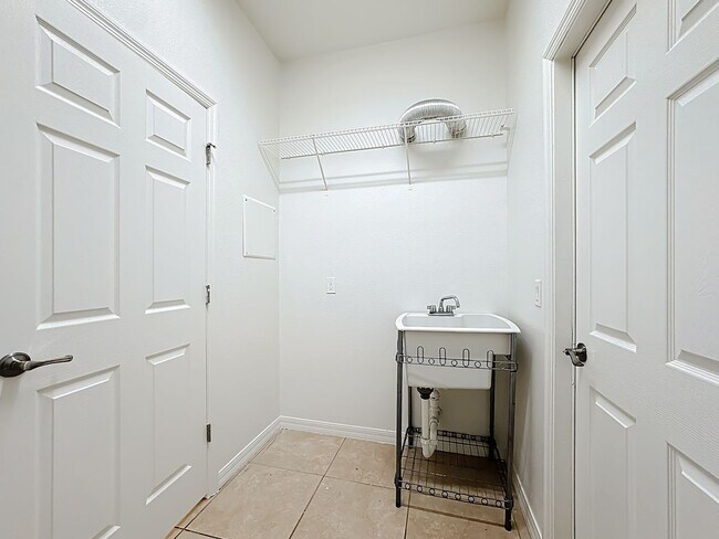 Building Photo - Pool Home-Bella Lago-3786 Eagle Isle Kissimmee FL 34746