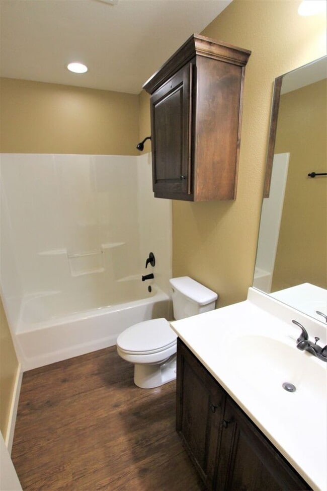 Building Photo - Available Now: 3 Bedroom, 2 Bathroom Town ...