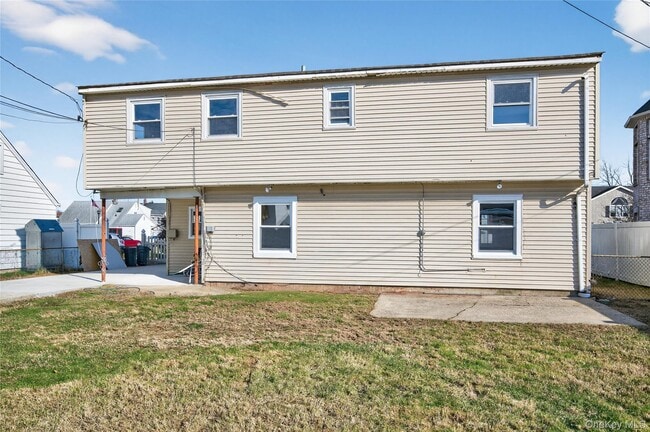 Building Photo - 28 Candle Ln