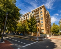Building Photo - 701 Columbia St