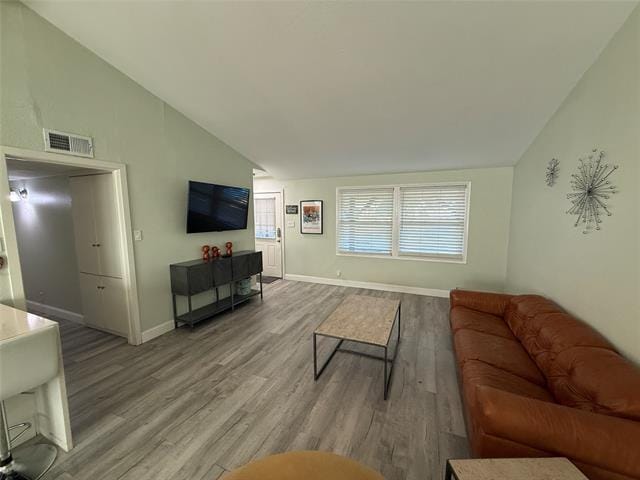 Building Photo - 817 Loganwood Ave