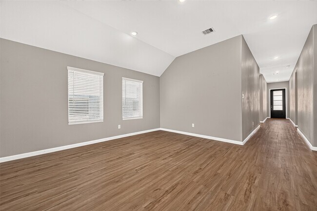 Building Photo - 2450 Rosemary Sage Dr