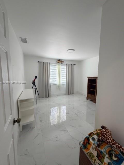Building Photo - 2220 SW 125th Ct