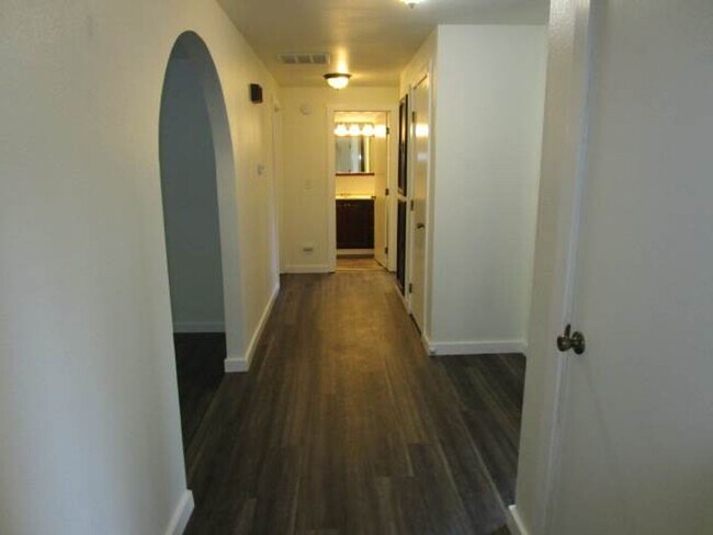 Building Photo - 5304-5304 96th Ave Ct NW