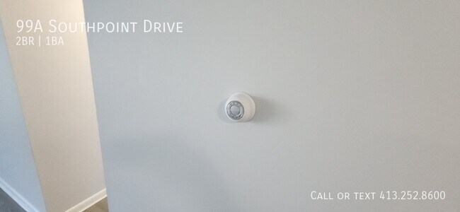 Building Photo - 99 Southpoint Dr