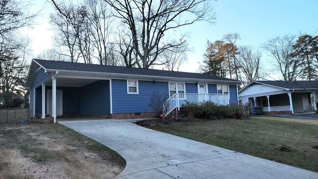 Primary Photo - 108 Oak Park Dr