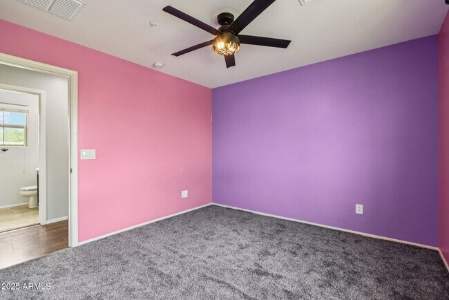 Building Photo - 7351 W Palo Brea Ln