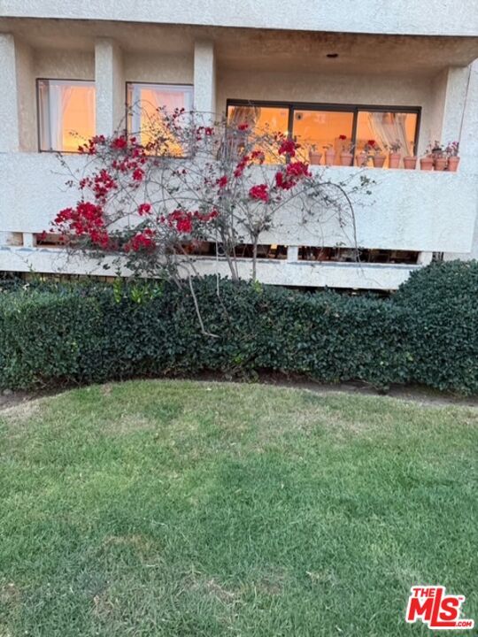 Building Photo - 1215 Brockton Ave