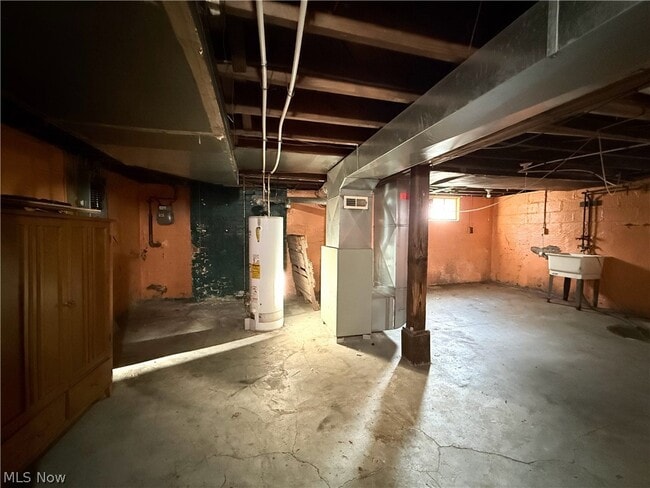 Building Photo - 837 Eastland Ave