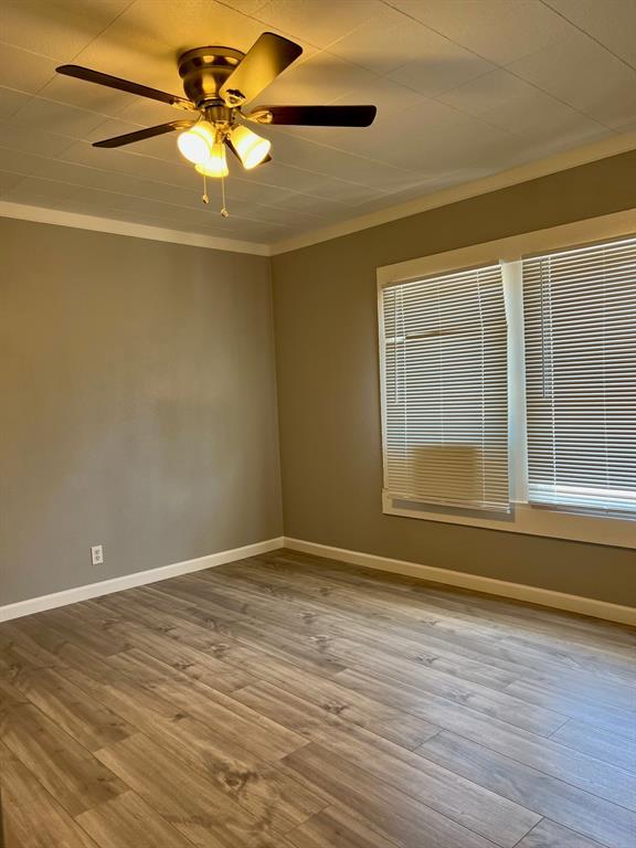 Building Photo - 409 S Perry Ave