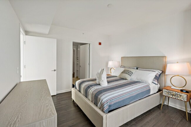 Building Photo - 8520 Tyco Rd