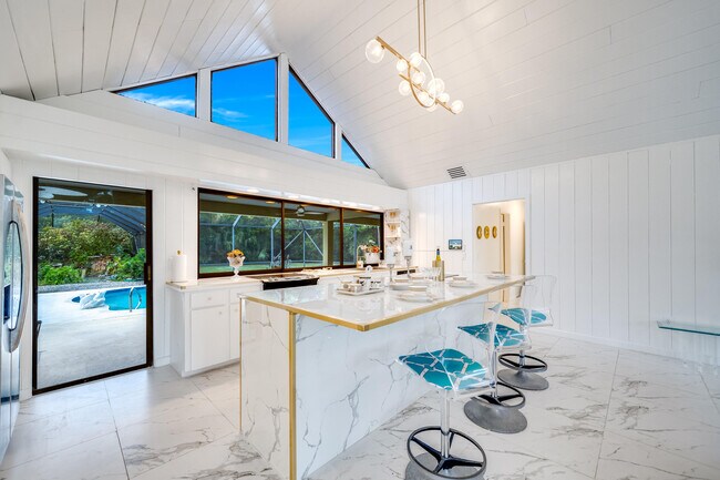 Building Photo - 583 Rambling Dr Cir