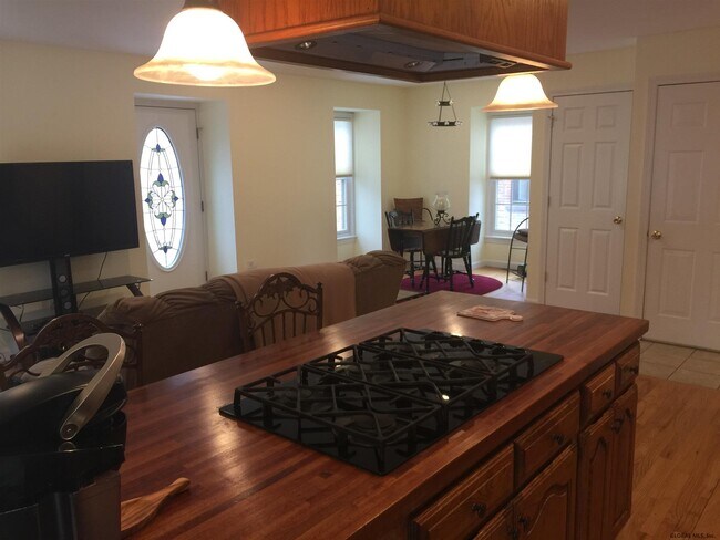 Building Photo - 18 Marvin Alley