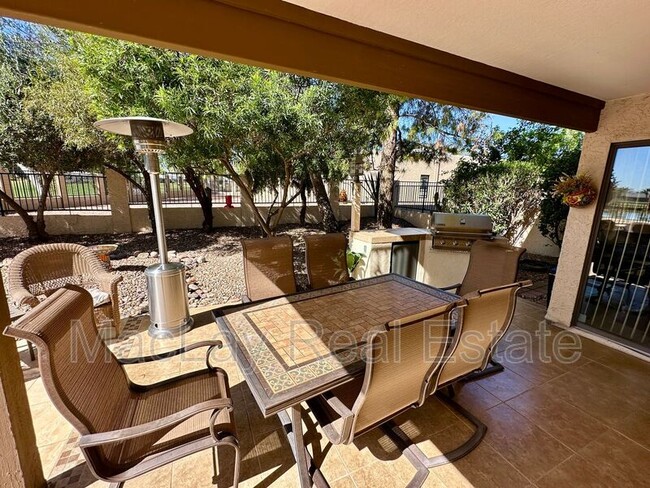 Building Photo - 5001 E Mesquite Wood Ct