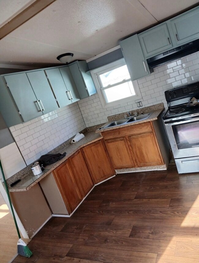 Building Photo - 7219 Frost Ave