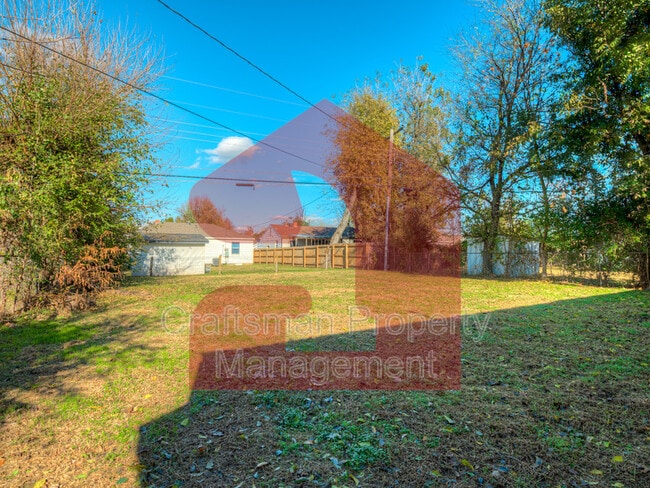 Building Photo - 3225 NW 33rd St