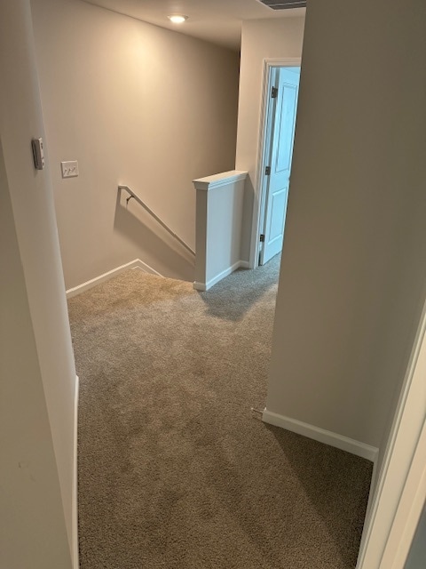 Building Photo - 144 Village Green Dr